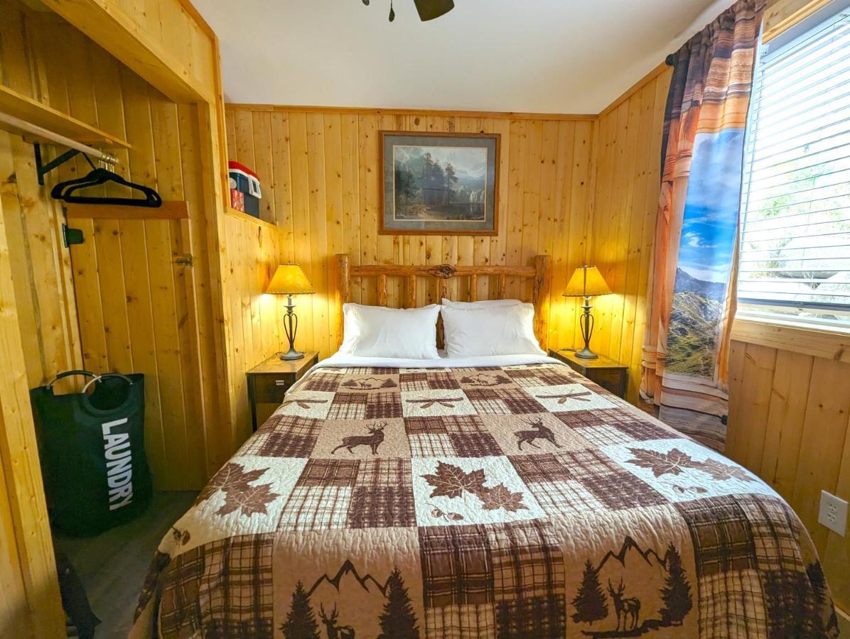 Yellowstone'S Treasure Cabins Gardiner Exterior foto
