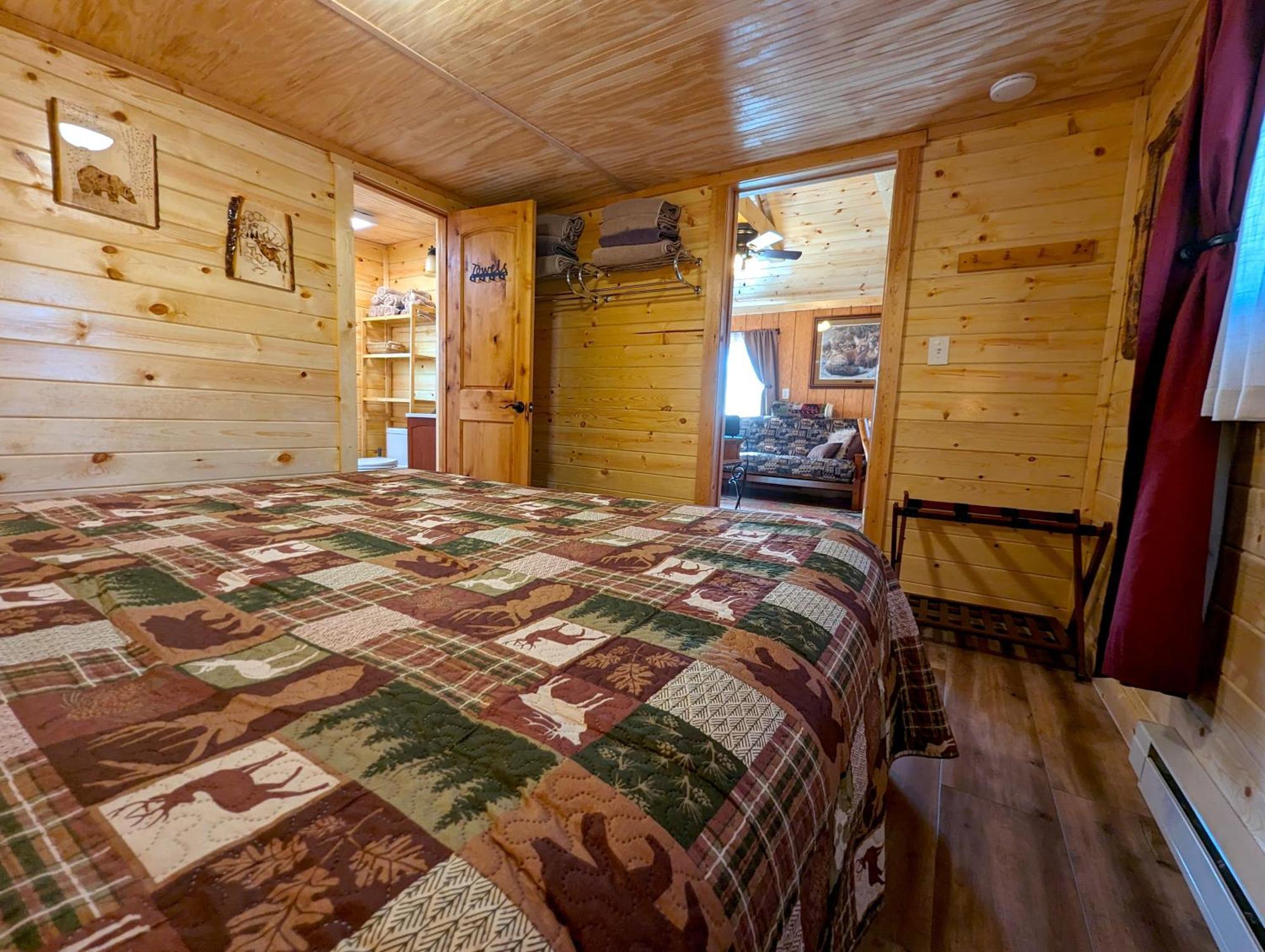 Yellowstone'S Treasure Cabins Gardiner Exterior foto