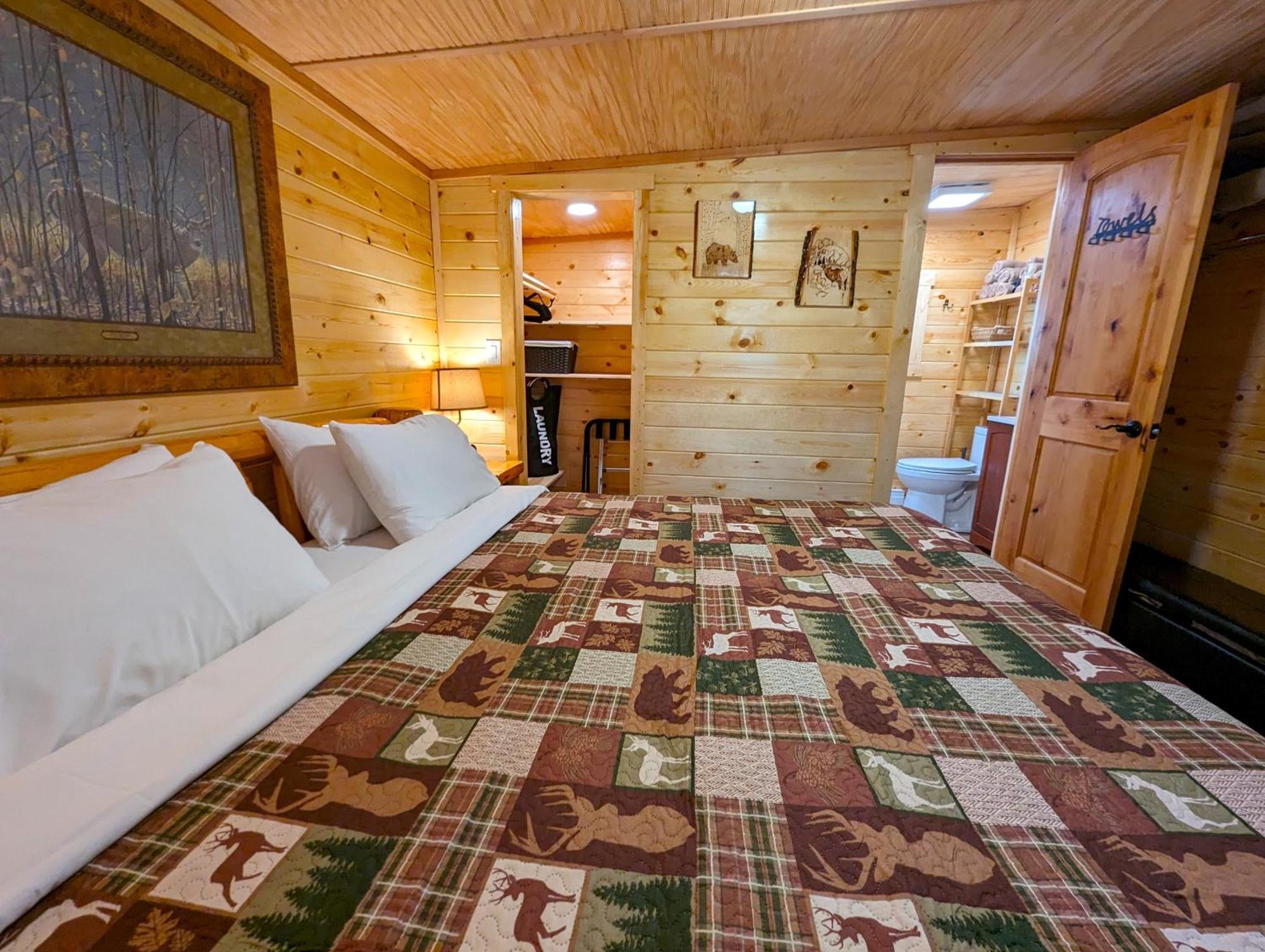 Yellowstone'S Treasure Cabins Gardiner Exterior foto