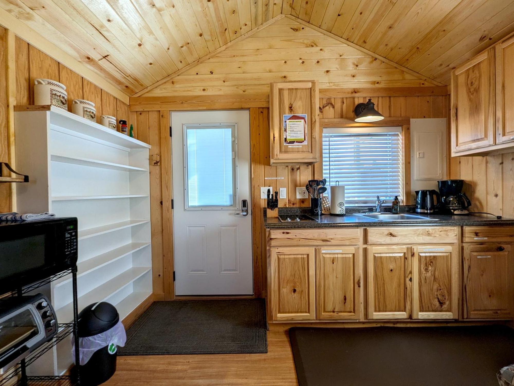 Yellowstone'S Treasure Cabins Gardiner Exterior foto
